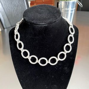 Crystal choker